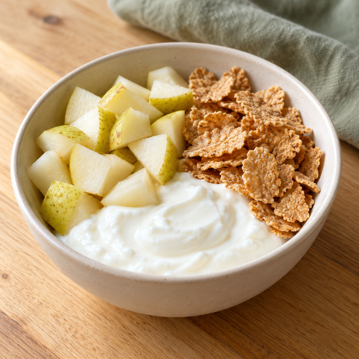 Pear yoghurt bowl